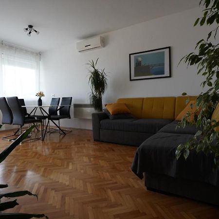 Ema&Nola Home Szybenik Zewnętrze zdjęcie