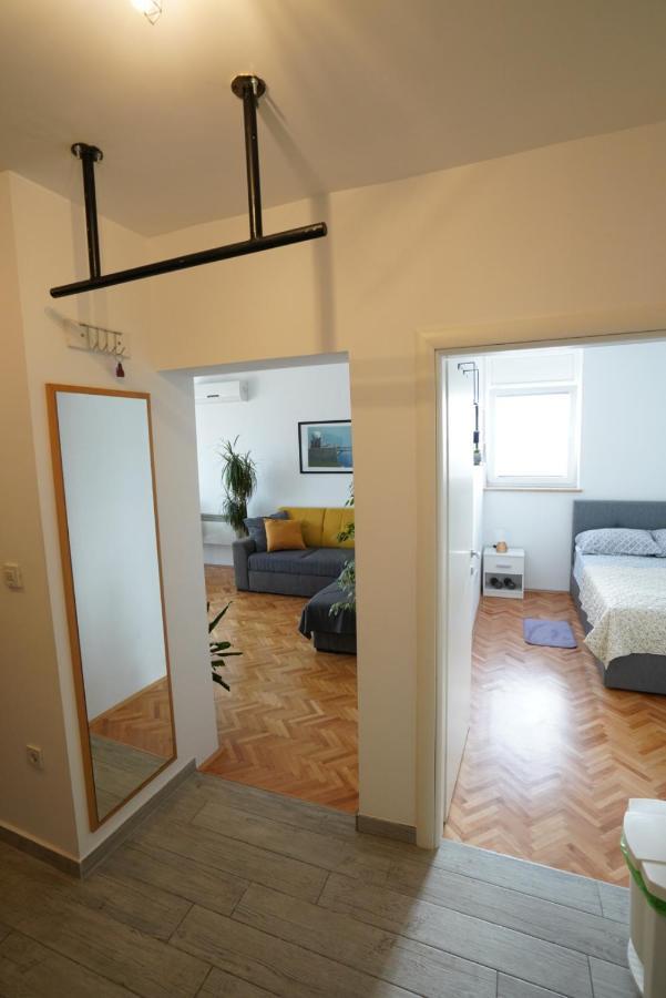 Ema&Nola Home Szybenik Zewnętrze zdjęcie