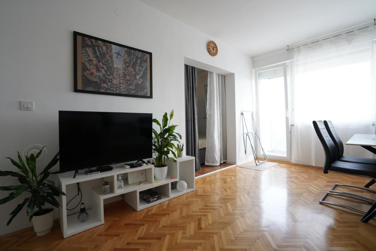 Ema&Nola Home Szybenik Zewnętrze zdjęcie